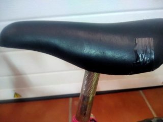 Bicicleta sin pedales Chicco rosa