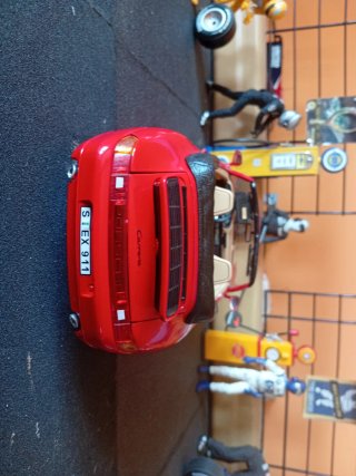 Porsche 911 Cabrio Burago 1/18