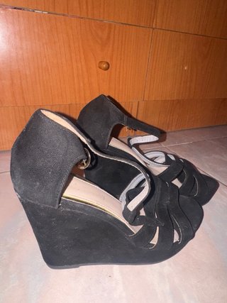 Zapatos de fiesta negros