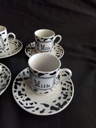 Juego 4 Tazas Café Porcelana Diseño Vaca