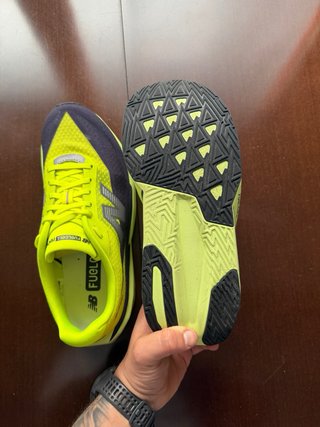 New Balance Rebel V5