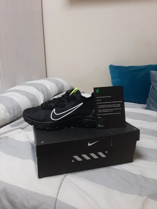 Nike React Vision StockX