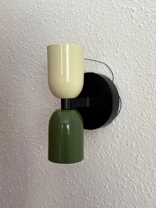 Aplique de pared verde y beige