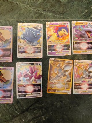 Cartas Pokémon Variadas