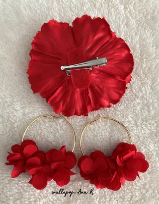 Conjunto flamenca pendientes de aro y flor roja