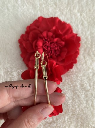 Conjunto flamenca pendientes de aro y flor roja