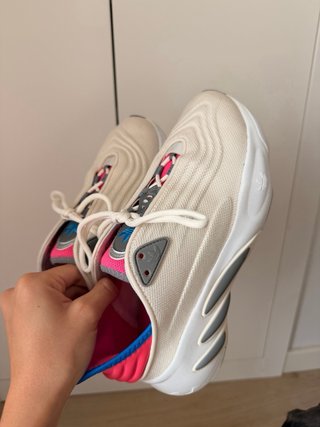 Zapatillas Adidas Beige y Rosa
