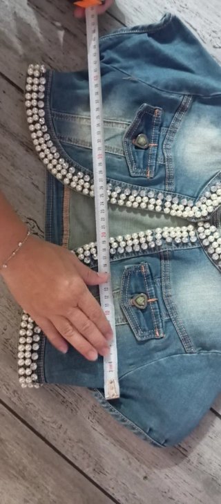 Gilet corto denim con perle