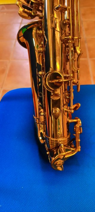 Saxofón Conn by Selmer AS700