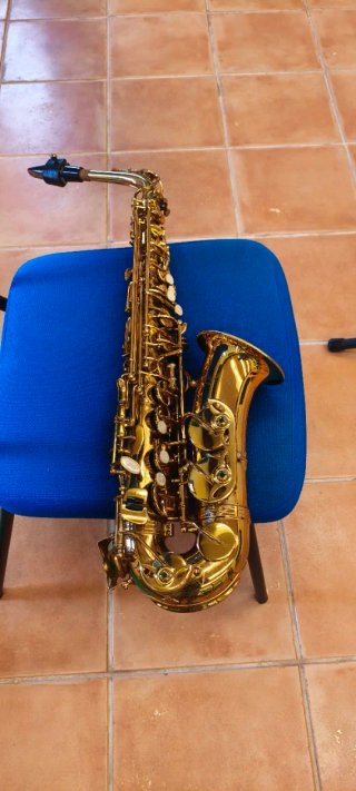 Saxofón Conn by Selmer AS700
