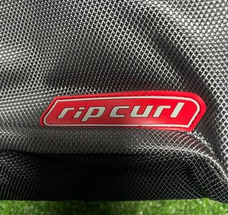 Mochila Rip Curl Negra y Gris Pequeña