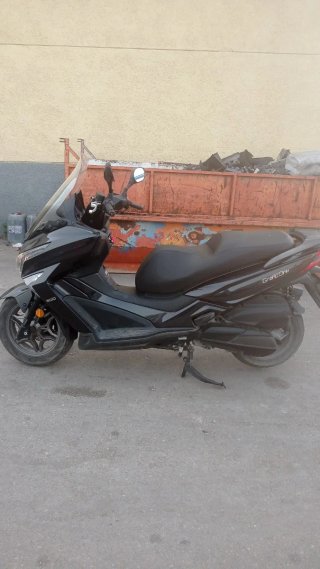 Kymco Grand Dink 300 - 8000 km