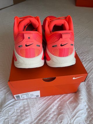 Nike Vomero 18