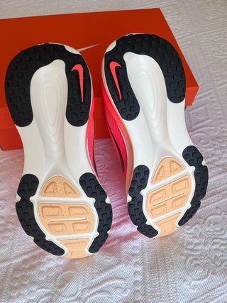 Nike Vomero 18