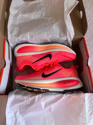 Nike Vomero 18
