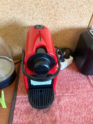 Cafetera Cápsulas Krups Roja