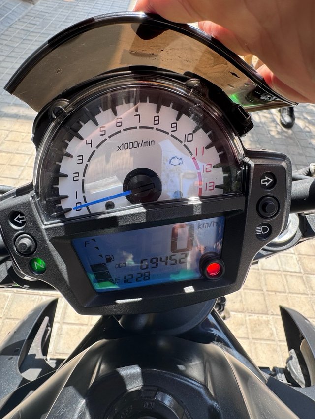 Kawasaki ER6N ABS 2014