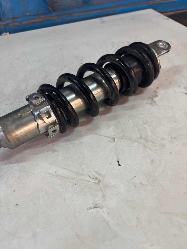 Amortiguador Honda Hornet 750 2023