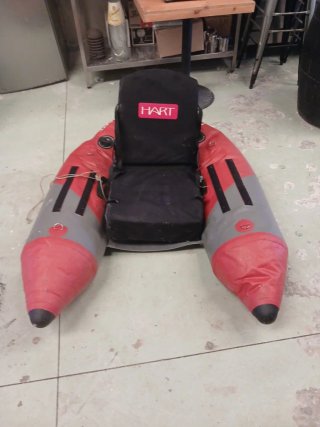 Pato de pesca hinchable HART
