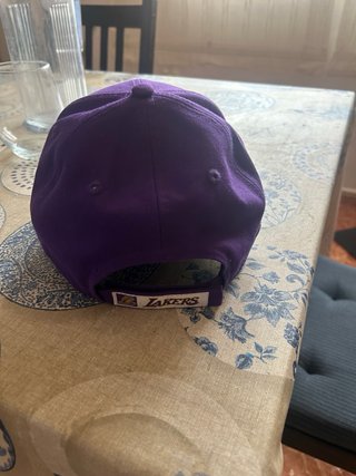 Gorra New Era 9FORTY Los Angeles Lakers Morada