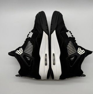 Jordan 4 Retro White Thunder