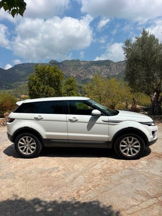 Range Rover Evoque 2.2 TD4 150 CV Manual – 2015