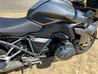BMW R1200RS Sportbike Plata y Negro