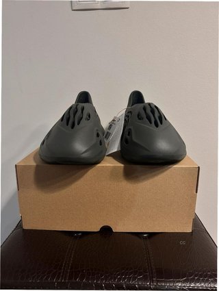 Adidas Yeezy Foam Runner Onyx Talla 46