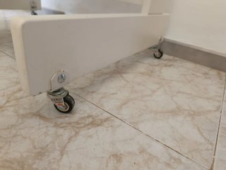 Minicuna bebé con vestidura