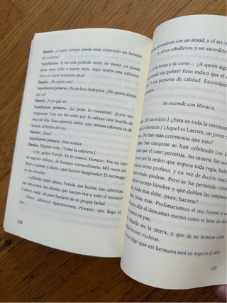 Clásicos para Estudiantes: HAMLET (adaptación d...