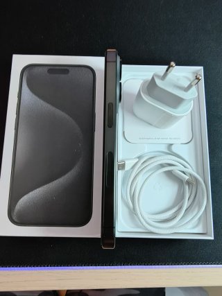 iPhone 15 Pro impecable