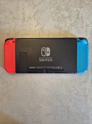 Pack Completo Nintendo Switch Neón + Accesorios