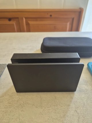 Pack Completo Nintendo Switch Neón + Accesorios