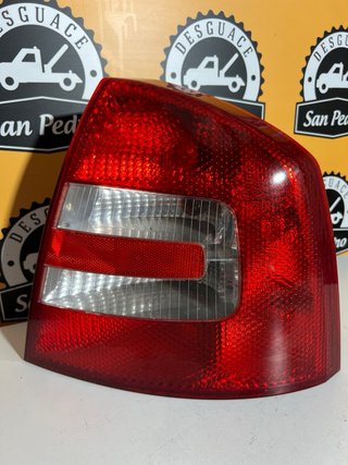 Piloto Trasero Skoda Octavia