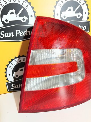 Piloto Trasero Skoda Octavia