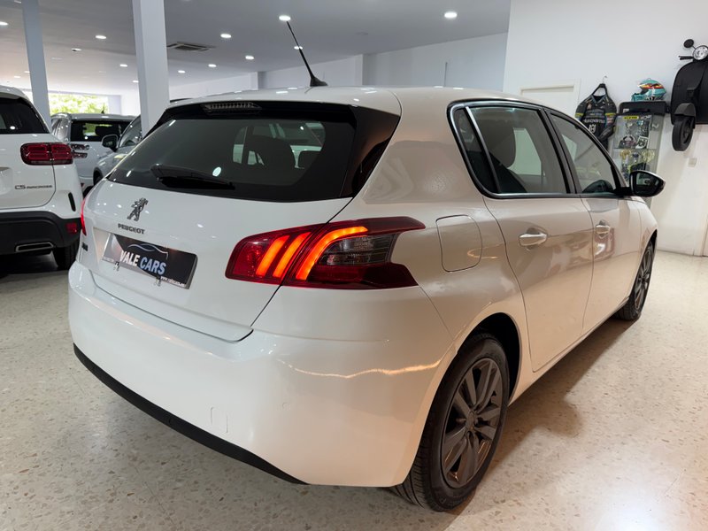 Peugeot 308 2022, foto 4