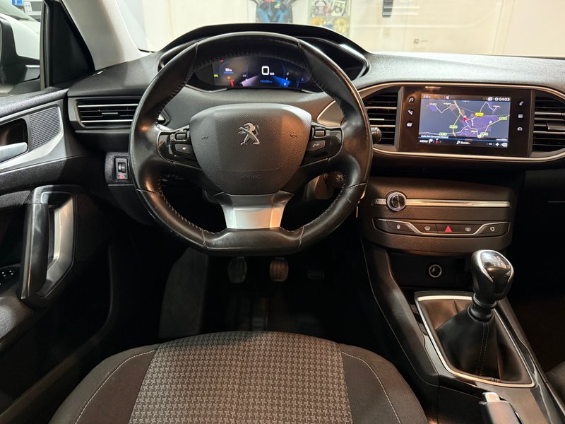 Peugeot 308 2022, foto 5
