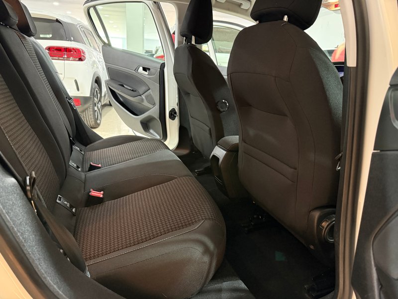 Peugeot 308 2022, foto 10