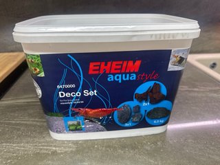Grava y piedras naturales acuario