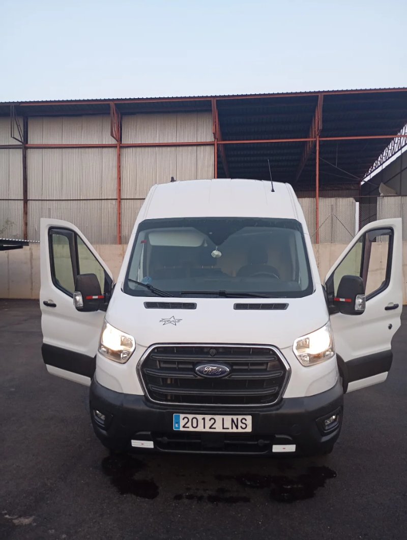 Ford Transit 2021 - foto 1