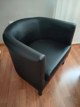Sillón Negro IKEA Piel Sintética 2 disponibles