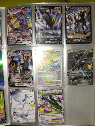 Cartas Pokémon VMAX y V Raras