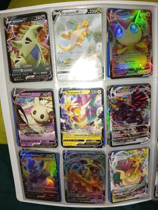 Cartas Pokémon VMAX y V Raras