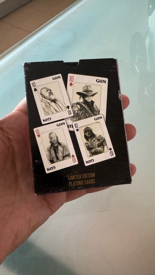Baraja de cartas GUN