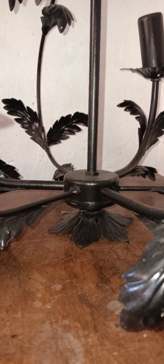 Lámpara Araña 3 Brazos Hojas Metal Negro