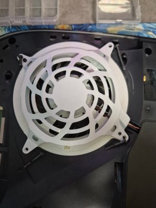 Mantenimiento PS5 metal líquido