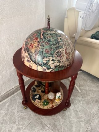 Mueble bar globo terráqueo madera