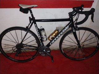 Bicicleta de carretera Shimano 105