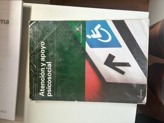 Vendo libros de 1 año de grado medio de TAPSD