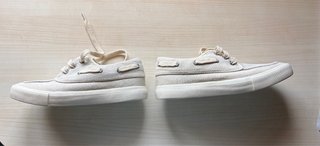 Náuticos de lona beige para niños. Casi nuevos
